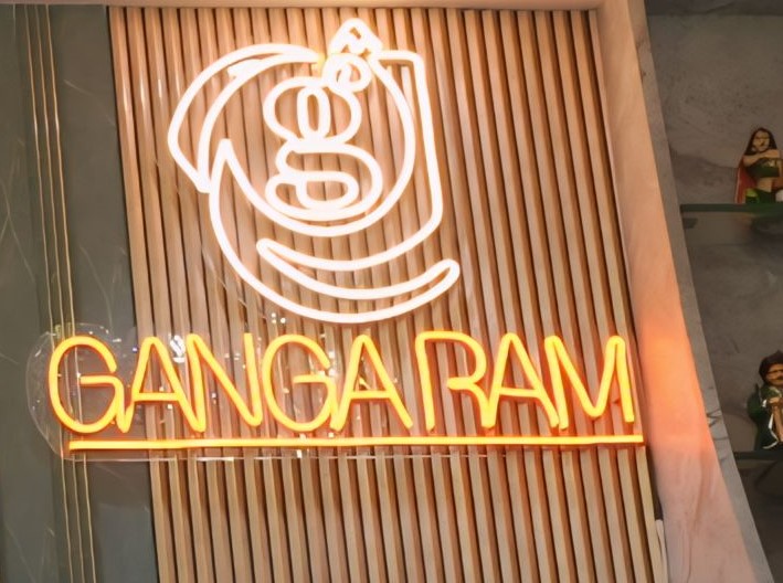 Book hotel Gangaram in chitrakoot | Call @7042940079